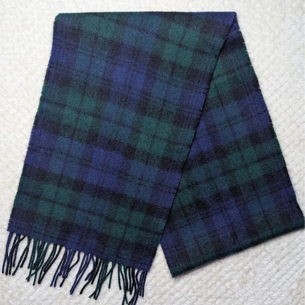 Briomhar Lambswool‎ Scarf Made in Scotland Black Watch Tartan Plaid Fringe 64 in
